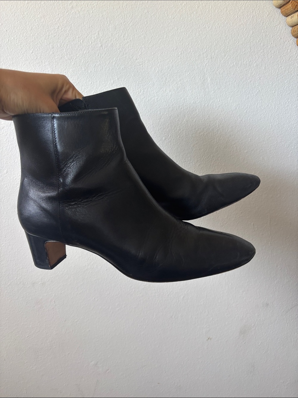 Reformation Giulietta Ankle Boot, black size 11